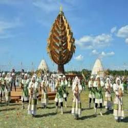 ЫСЫАХ - праздник в честь духов Айыы и возрождения природы