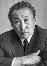 Дмитрий Кононович Сивцев – Суорун Омоллоон. Кириилэ кэтэҕэ тулунна : [аудиокэпсээн]